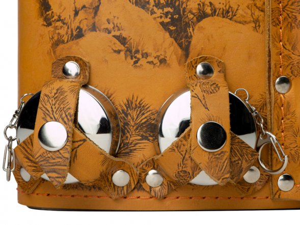 Набор Подарочный: фляга 511/2 (рыжая кожа), 2л+2 стаканчика+2 вилки 