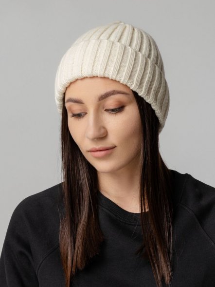 Шапка Uni, молочно-белая 