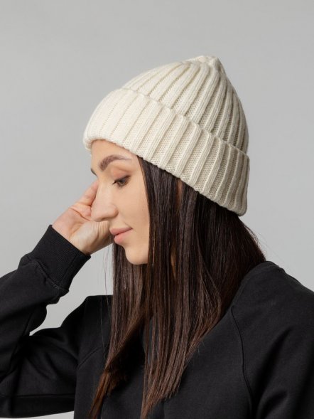 Шапка Uni, молочно-белая 