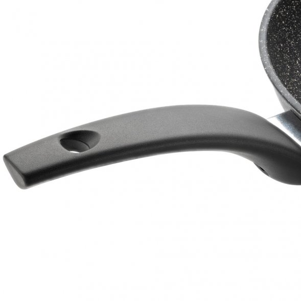 Сковорода литая Qualita, вок 