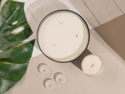 Свеча соевая ароматическая в стекле Halo, черная