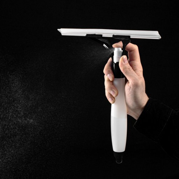 Водосгон с распылителем PolishUp, черный 