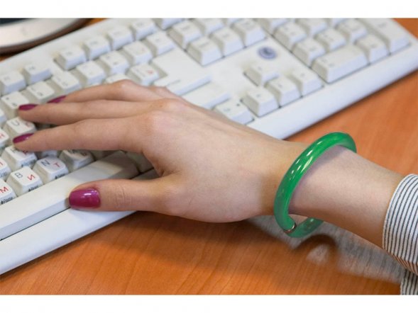 Ручка шариковая-браслет Арт-Хаус, зеленый 