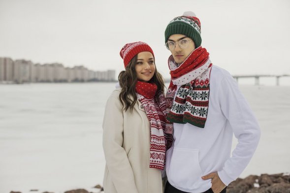 Шарф Happy View, красный с синим 