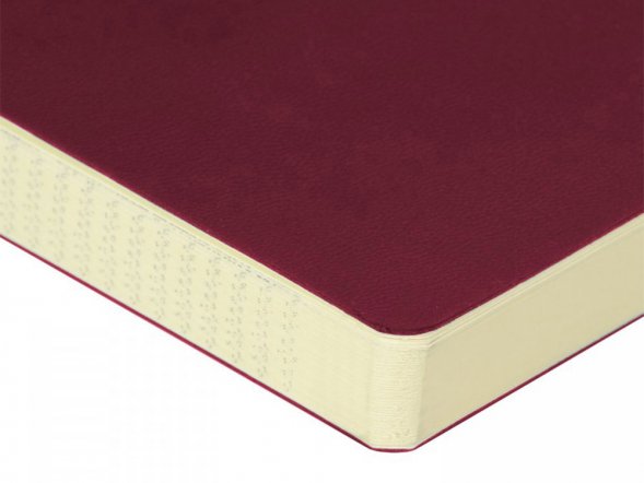 ЕЖЕДНЕВНИК недатированный А5- MEGAPOLIS FLEX QUATTRO (БОРДОВЫЙ) 