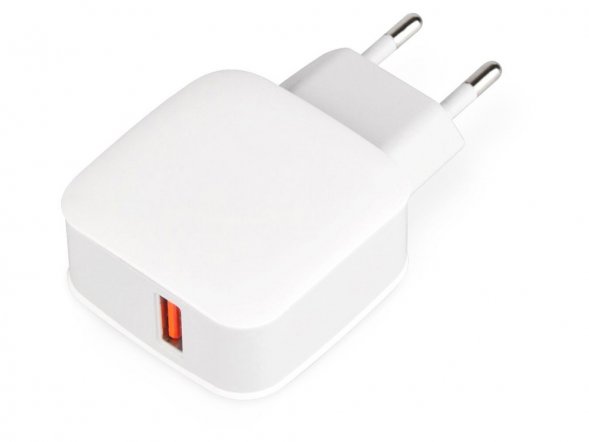 Сетевое зарядное устройство Rombica NEO ZQ1 Quick, белый 