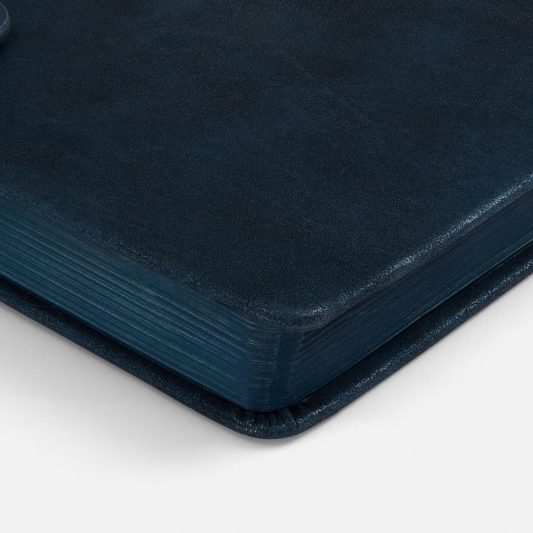 Ежедневник Leadmark, недатированный, синий 