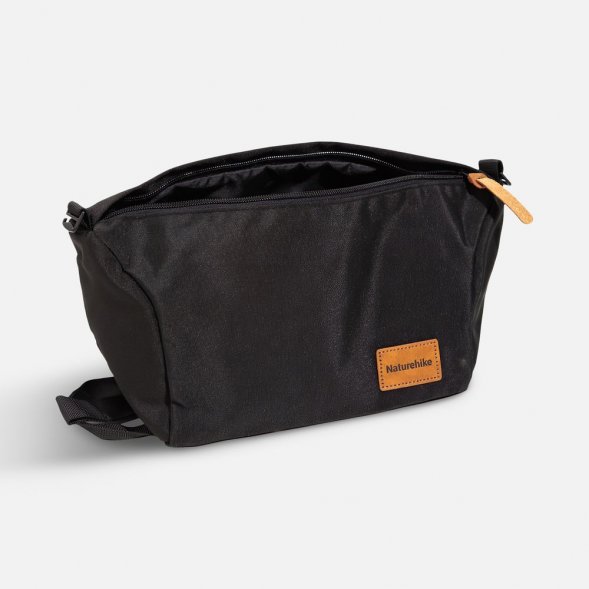 Косметичка дорожная XS01, черная 