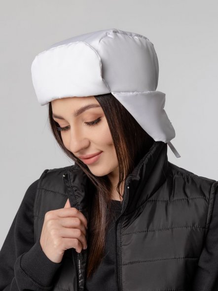Шапка-ушанка Shelter, белая 