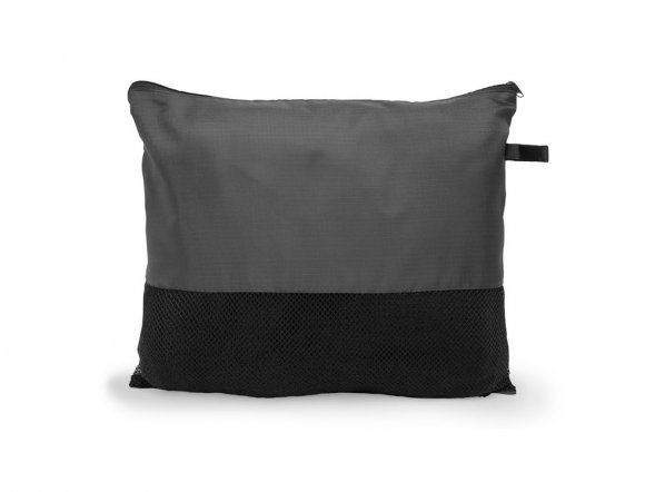 Плед BERING из гладкого флиса плотностью 200 г/м2 с чехлом в тон, черный 