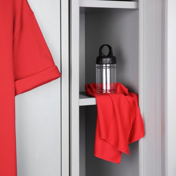 Охлаждающее полотенце Frio Mio в бутылке, красное 