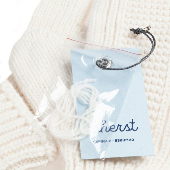 Варежки Brugge, молочно-белые (ванильные) 