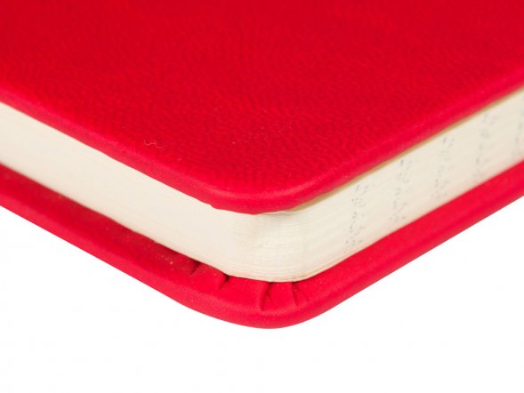 Ежедневник недатированный А5 Megapolis Velvet New, красный 