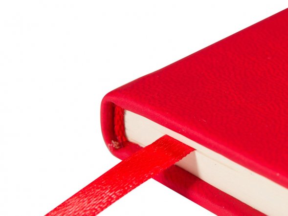 Ежедневник недатированный А5 Megapolis Velvet New, красный 