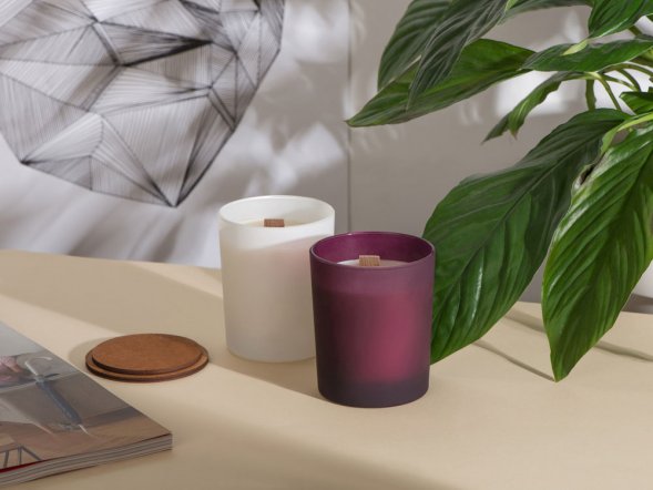 Свеча соевая ароматическая в стекле Niort, бордовая (P) 