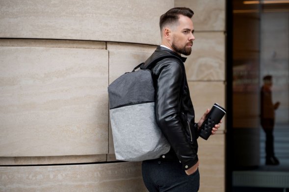 Термостакан Relief, черный с белым 