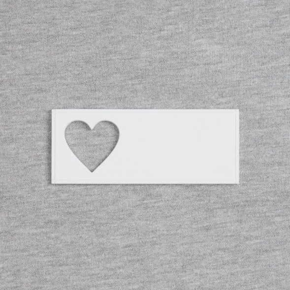Лейбл из ПВХ с вырубкой «Сердце», белый 