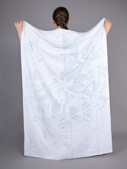 Плед Winterflake, бело-голубой с люрексом 