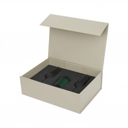 Подарочный набор свеча Enigma + 2 бокала для шампанского Emerald в серой коробке