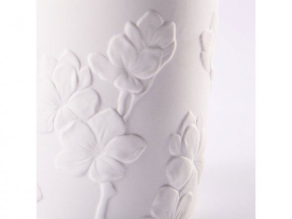 Свеча Valerie Concept CNDL FLV, белый 