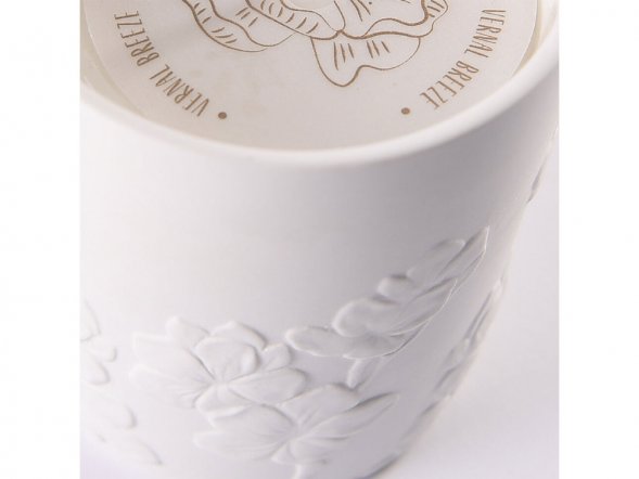 Свеча Valerie Concept CNDL FLV, белый 