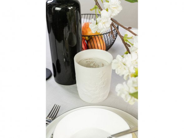 Свеча Valerie Concept CNDL FLV, белый 