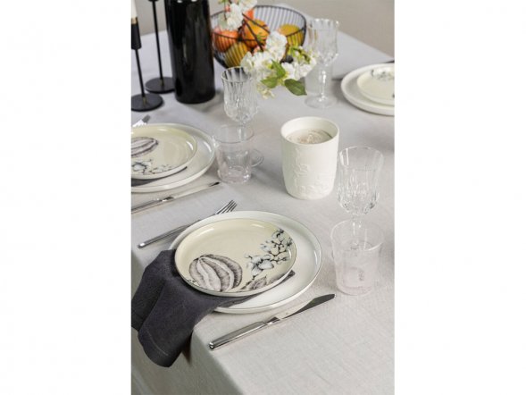 Свеча Valerie Concept CNDL FLV, белый 