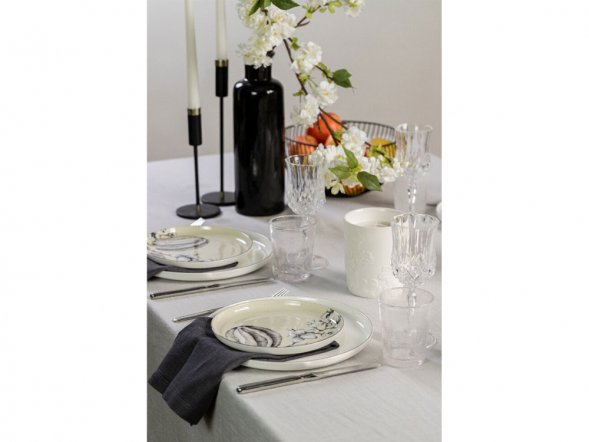 Свеча Valerie Concept CNDL FLV, белый 