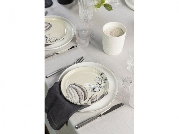 Свеча Valerie Concept CNDL FLV, белый 