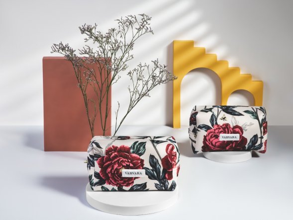 Косметичка Русские сезоны, белый. Varvara 