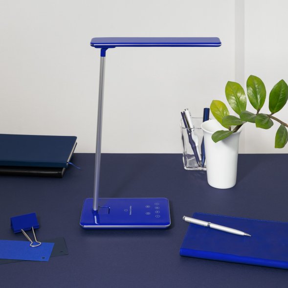Настольная лампа c беспроводной зарядкой Lumos Ultramarine, синяя 