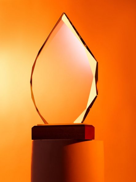 Стела Glory Daze 