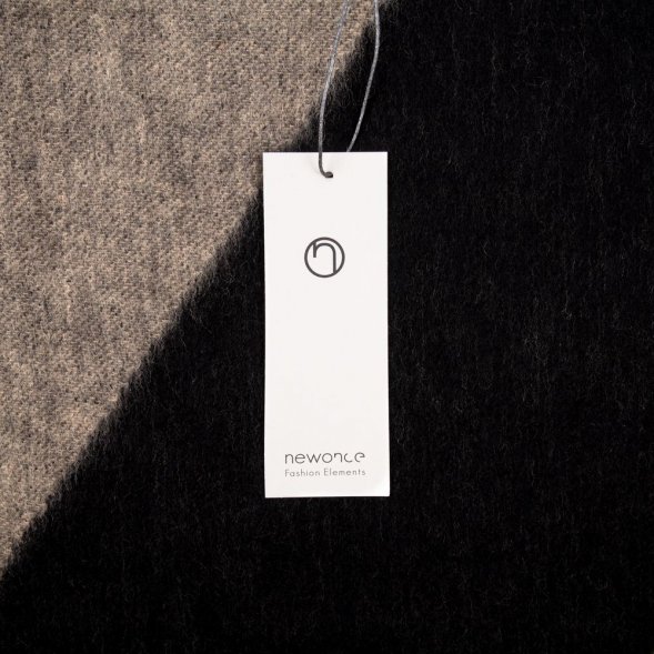 Шарф Charming, черный с бежевым 