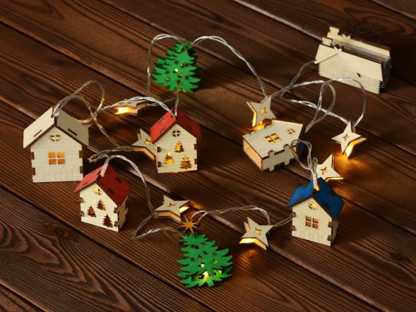 Елочная гирлянда с лампочками Новогодняя цветная 