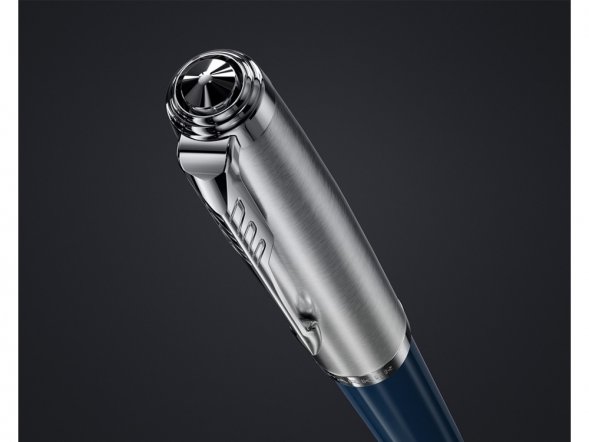 Шариковая ручка Parker 51 CORE MIDNIGHT BLUE CT, стержень: M, цвет чернил: black, в подарочной упаковке. 
