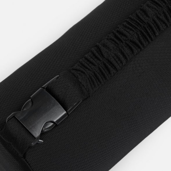 Подушка автомобильная на подголовник Roadie, черная 