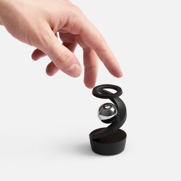 Настольный антистресс Mindflow, черный с серебристым 