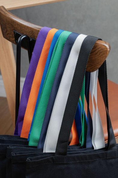 Холщовая сумка BrighTone, черная с ярко-синими ручками 