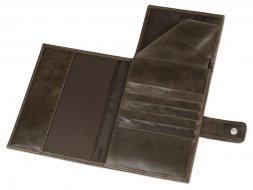 Бумажник путешественника Druid с отделением для паспорта, коричневый