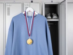 Медаль Regalia, большая, золотистая