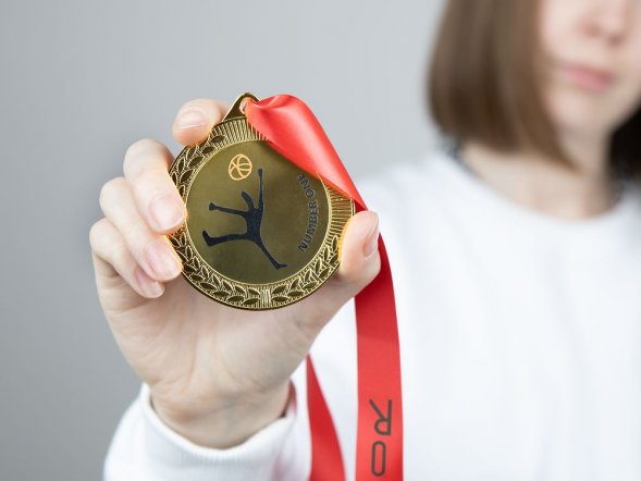 Медаль Regalia, большая, золотистая 