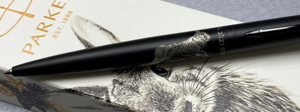 Шариковая ручка Parker Jotter XL LIMITED EDITION 2023 (символ года) в подарочной упаковке, цвет: Black, стержень: Mblue 