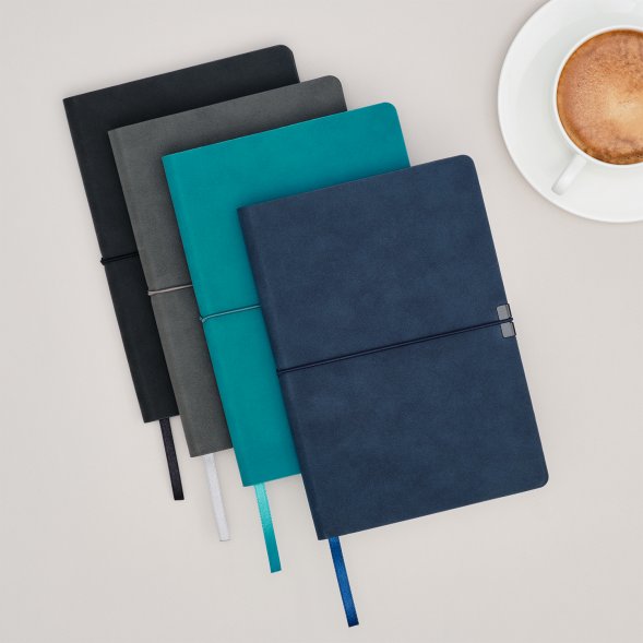 Ежедневник In Velour недатированный, черный 