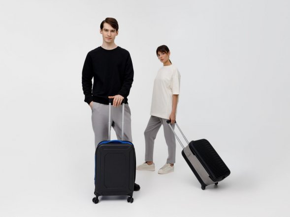 Чемодан Platta, черный с синим 