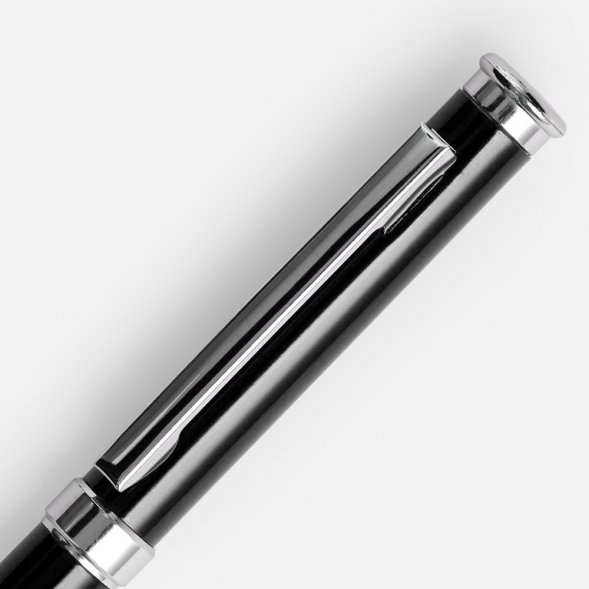 Ручка шариковая Finn Chrome, черная 