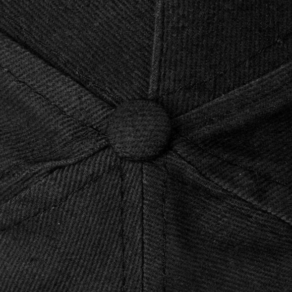 Бейсболка «Холодно на болотах», черная 