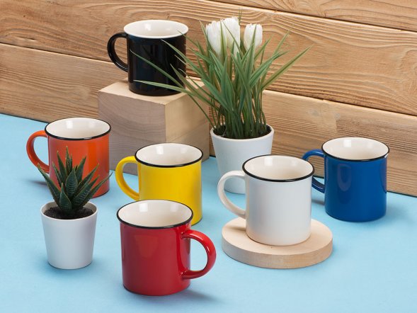 Кружка Countryside S с черным ободком, белая внутри, цветная снаружи, синий 