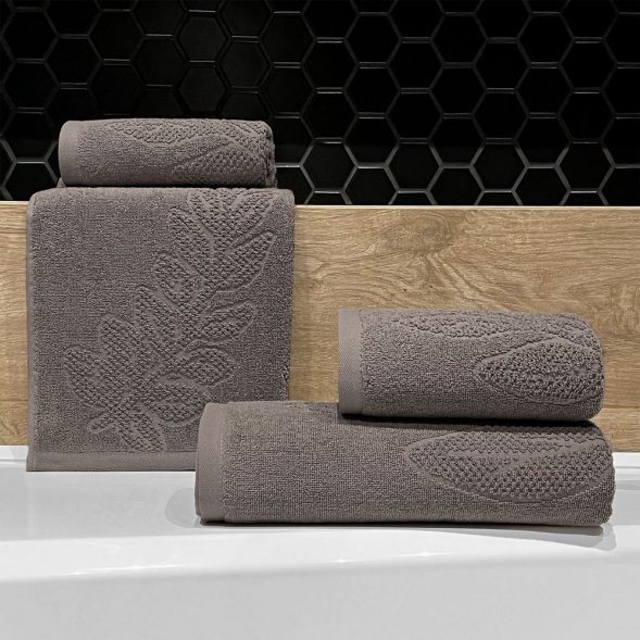 Полотенце махровое «Флора», среднее, коричневое (шитаки) 