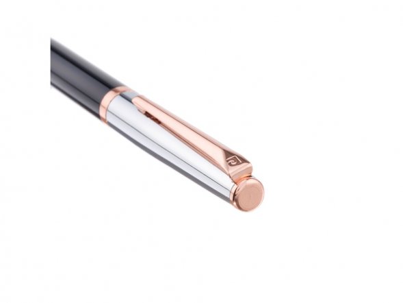 Ручка шариковая Pierre Cardin GAMME. Цвет - черный и серебристый. Упаковка Е 