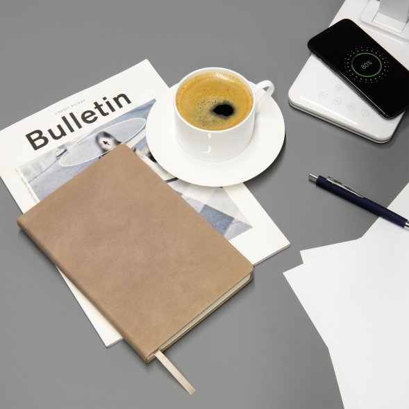 Ежедневник Stella недатированный с магнитом на обложке, бежевый 